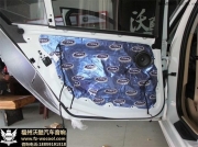 【福州沃酷車(chē)改】寶馬320音響改裝法國(guó)勁浪音響細(xì)細(xì)感受