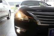 日產(chǎn)車(chē)燈不亮新款天籟武漢改燈頂級(jí)配置加超級(jí)遠(yuǎn)光氙氣燈