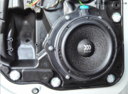 東莞9音坊汽車音響--保時捷卡宴升級摩雷音響