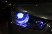 武漢C4L改燈車燈改裝夜晚照明效果海拉五透鏡歐司朗氙氣燈