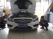 北京奔馳E260改原廠高配智能隨動LED大燈 無鑰匙進入