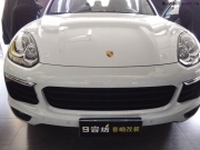 石排汽車音響改裝 東莞9音坊保時(shí)捷卡宴音響改裝摩雷優(yōu)特...