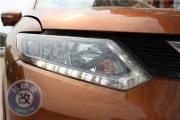 日產(chǎn)奇駿車(chē)燈不亮改裝Q5雙光透鏡武漢藍(lán)精靈專(zhuān)業(yè)改燈