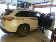 無損音響改裝 新款豐田漢蘭達(dá)音響改裝德國彩虹-鄭州金聲改