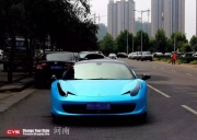 標新立異 法拉利458幻彩天藍車身貼膜