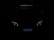 奔驰E260升级原厂高配智能随动双透镜全LED大灯