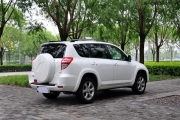 安吉汽車行車記錄儀改裝 湖州城市先鋒豐田RA-V4改裝
