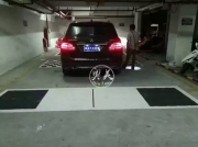 奔馳GLC320改裝360全景行車記錄儀深圳奔馳GLE320安裝360行...