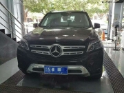 奔馳GLS400全車量子貼膜，前檔鉆石70，側(cè)后檔量28，豪車配...