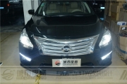 長沙改燈15款日產(chǎn)天籟近光鹵素升級進(jìn)口海拉5雙光透鏡