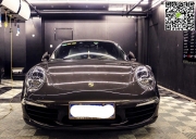 保時(shí)捷911來(lái)上海寧邦之星進(jìn)行全車透明防護(hù)膜作業(yè)