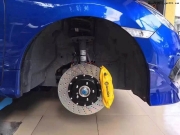 本田10代思域升級(jí)布雷博BREMBO特斯拉大四卡鉗