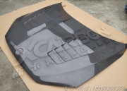 [外觀] 寶馬X1換裝碳纖維開孔輕量化引擎蓋