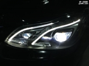 广州奔驰E260低配大灯改装升级原装海拉W212全LED大灯分享