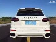 保時(shí)捷卡宴改裝GTS包圍，藍(lán)天配豪車(chē)。