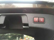 深圳奔馳GLA改裝雙桿電動(dòng)尾門(mén)后備箱原車(chē)鑰匙控制開(kāi)和關(guān)