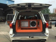 贛州優(yōu)美聲豐田陸地巡洋艦汽車音響改裝德國(guó)BRAX、HELIX音響