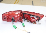 廣州炫酷改燈奧迪A6L升級流水尾燈原裝位閉合燈 完好無損