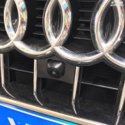 南京奧迪Q5安裝躍眾360全景泊車系統(tǒng)
