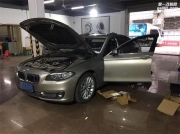 汕頭悅心汽車音響改裝寶馬5系安裝行車記錄儀