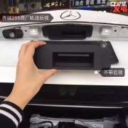 惠州奔驰C200加装原厂倒车轨迹，翻盖摄像头