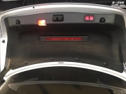 深圳奔驰E200 E300加装原厂电动尾门W213电动后备箱