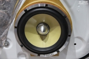 美式咖啡,凱迪拉克改裝勁浪165KRX2——廣州極速汽車音響