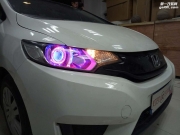 本田飛度改裝海五透鏡裝飾紅色天使眼藍(lán)色惡魔眼