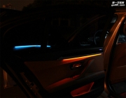 宝马5系 3系改装双色氛围灯 迎宾灯