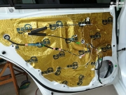 貴港汽車音響改裝之豐田銳志改裝伊頓音響+伊頓低音炮