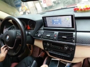 深圳老款寶馬X5改裝安卓大屏導(dǎo)航倒車影像