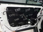 西寧【精藝精】汽車音響改裝豐田漢蘭達改裝美國來福