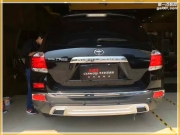 驅(qū)逐噪聲 豐田漢蘭達汽車隔音改裝俄羅斯STP隔音—深圳車...