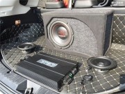蘇州藝聲汽車音響改裝斯巴魯森林人升級(jí)史泰格SQ650C