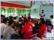 接受異域風(fēng)情的極限高溫考驗，大白鯊金鯊行走在新疆