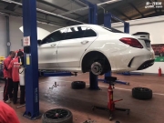 濟(jì)南奔馳C級 W205加裝KW V3避震+AMG尾唇尾喉中網(wǎng)