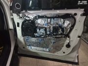 今天推出路虎發(fā)現(xiàn)神行的隔音喔，挺不錯(cuò)的