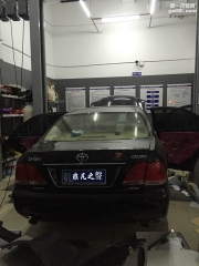 下角汽車隔音改裝 惠州非凡之聲皇冠改裝DJ環(huán)保隔音