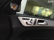 奔馳GLE改后排獨立娛樂系統(tǒng) – BO高音頭搭配哈曼卡頓音響