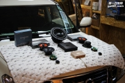 石家莊奧盛騰尼桑途樂(lè)Y62音響HIFI改裝、大包圍、電尾門(mén)