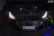 丰田新皇冠改装四透镜氙气灯升级欧司朗近光LED远光氙气灯