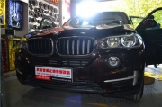 寶馬X5汽車音響改裝無損升級一步到位，盡情演繹人聲和動(dòng)態(tài)