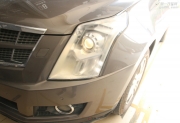 广州凯迪拉克SRX原车灯光老化，升级改装Q5双光透镜氙气灯