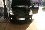 廣州炫酷改燈，日產(chǎn)騏達原車車燈升級Q5雙光透鏡氙氣燈，...