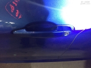 深圳寶馬3系改裝八色氛圍燈無(wú)鑰匙進(jìn)入舒適進(jìn)入