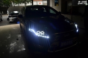 重慶蒙迪歐致勝車主對車燈外觀不滿意到店更換淚眼總成