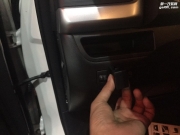 豐田漢蘭達(dá)電動尾門后備箱