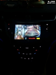 凯迪拉克XTS改装高清360度全景行车记录仪 氛围灯 把手灯