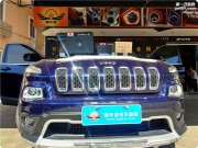 廈門靚車港吉普自由光二次升級(jí)改裝德國巴仕三分頻汽車...