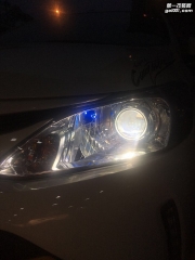 东莞专业改灯!丰田威驰换LED灯泡无用从新选择海拉五透镜.